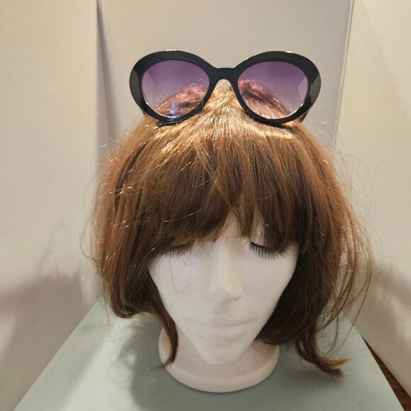 A.J. Morgan | Classy Black Cateye Sunglasses - Picture 6 of 9